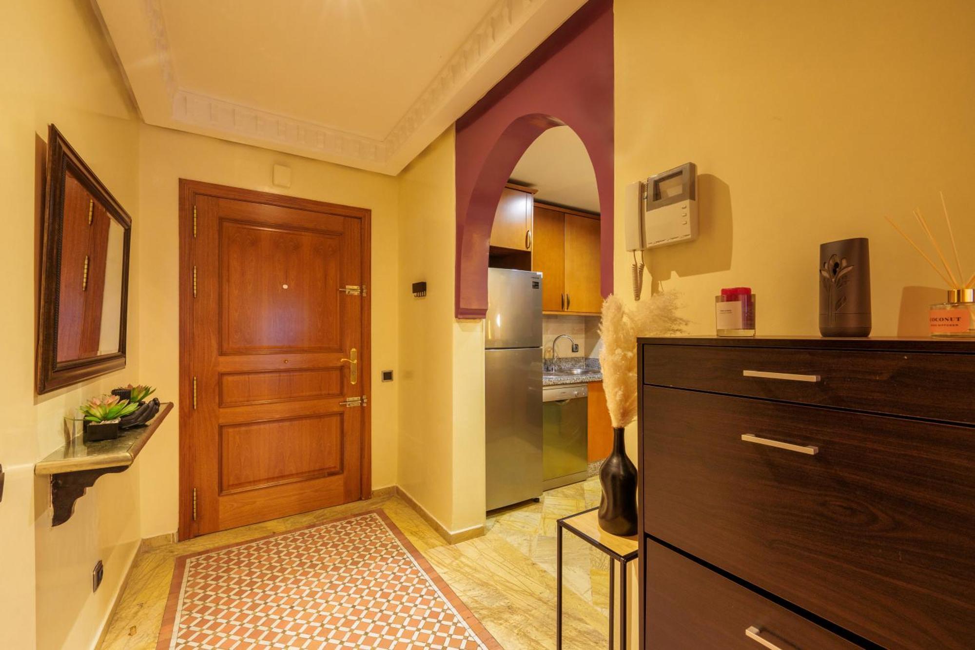 Appartement Haut Standing Gueliz Plaza Avec Vue Marrakesh Exteriör bild