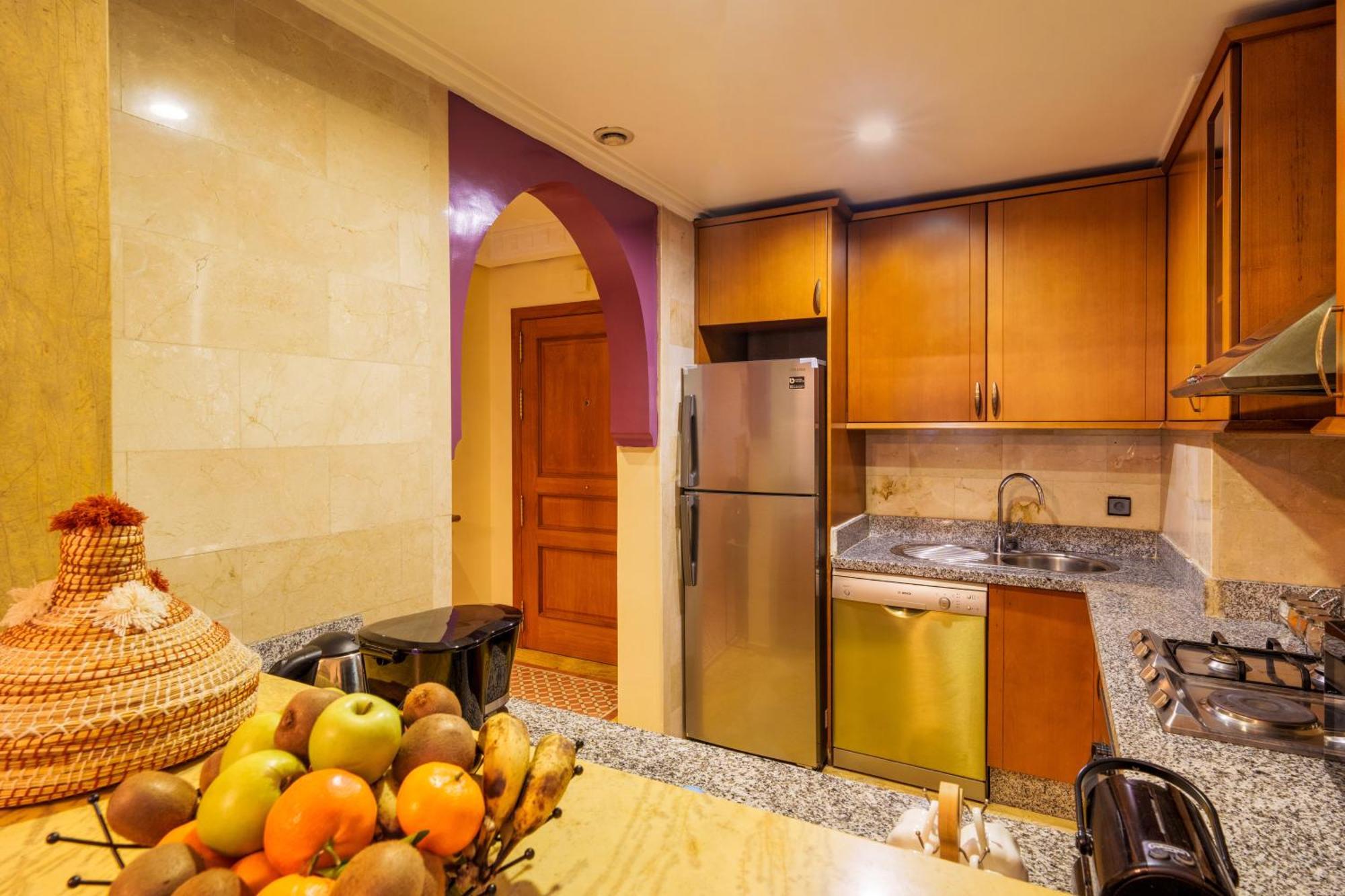 Appartement Haut Standing Gueliz Plaza Avec Vue Marrakesh Exteriör bild